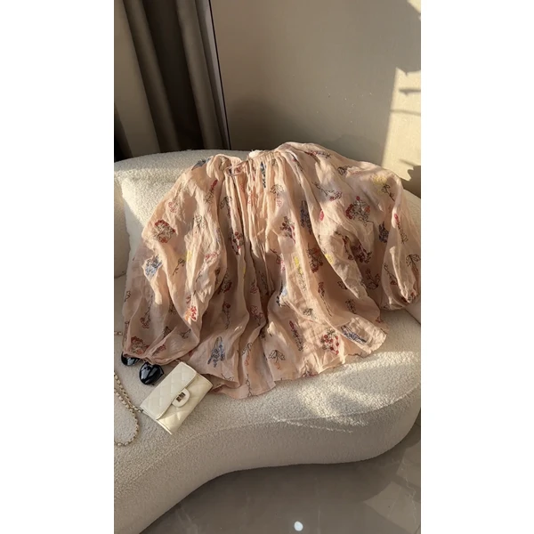 大掌柜推荐《花艺》麻料立体刺绣气质小衫女