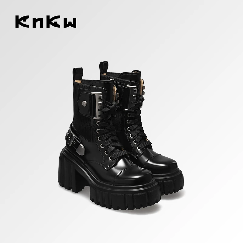 KNKW厚底短靴2025秋冬增高时尚圆头黑色马丁靴W4108H013