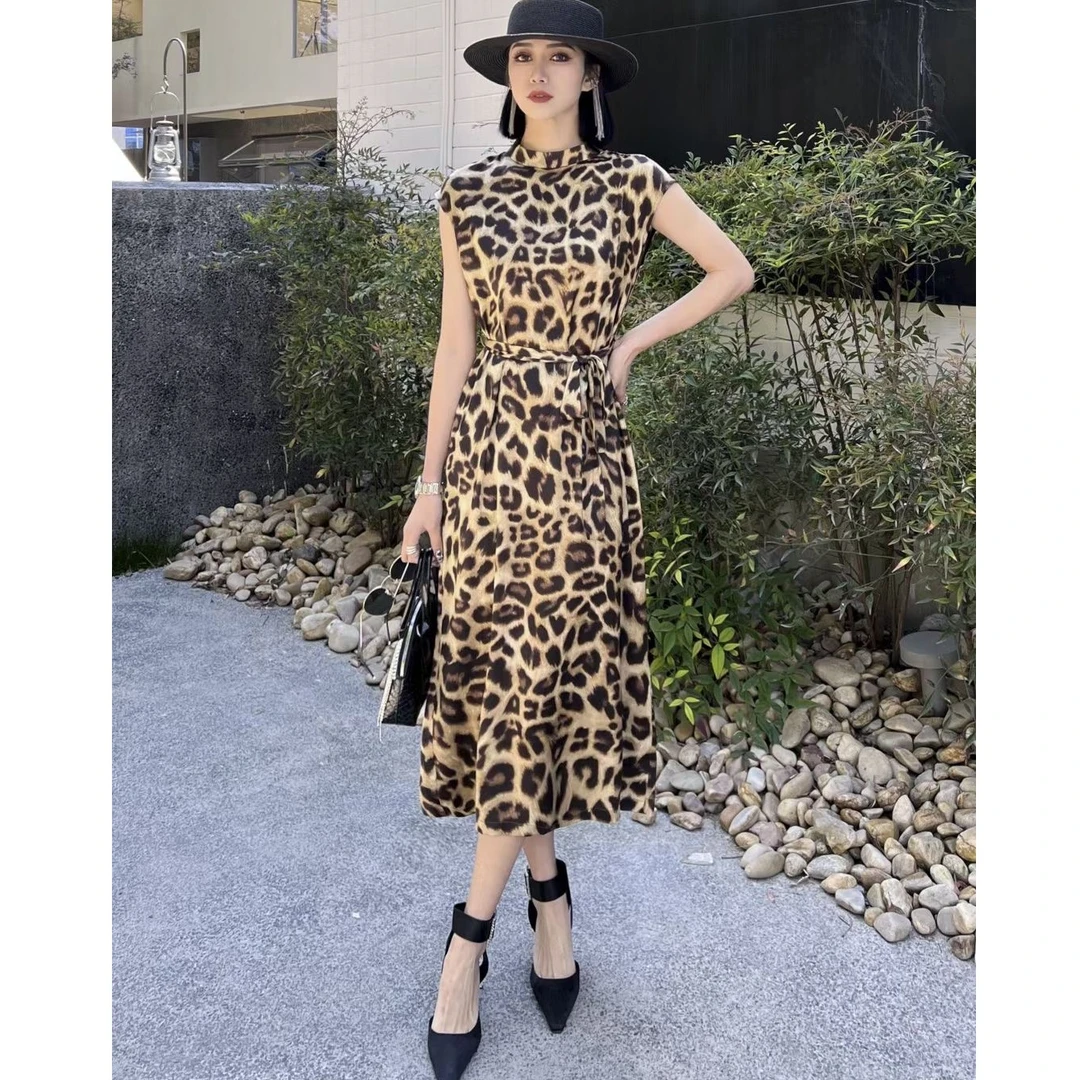 豹纹连衣裙女夏季新款2023年长款时尚裙子
