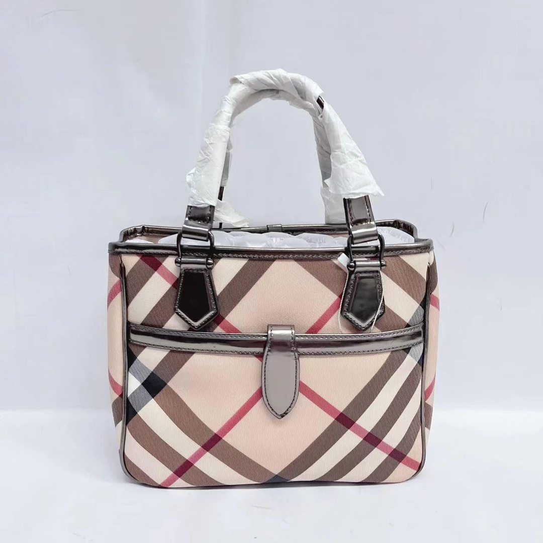 95新 BURBERRY/博柏利 安洁利田哥手提包/KL70405