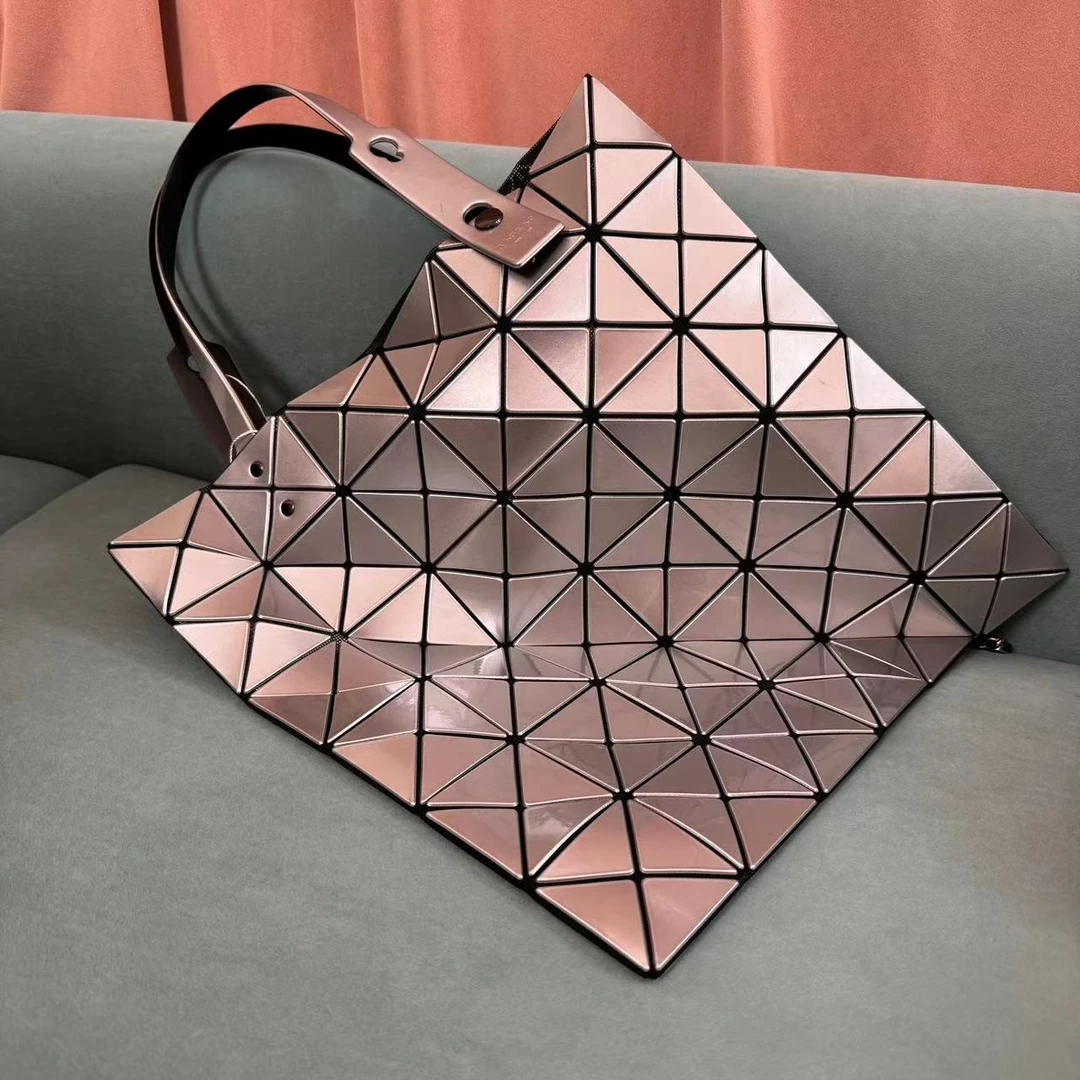 95新 Issey Miyake/三宅一生 安洁利田哥手提包/ZH1219054