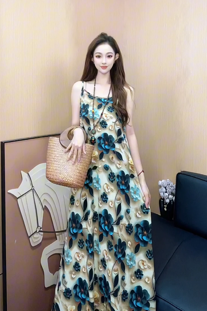 1131# 兰玫瑰 新款百搭气质连衣裙立体感洋气高级