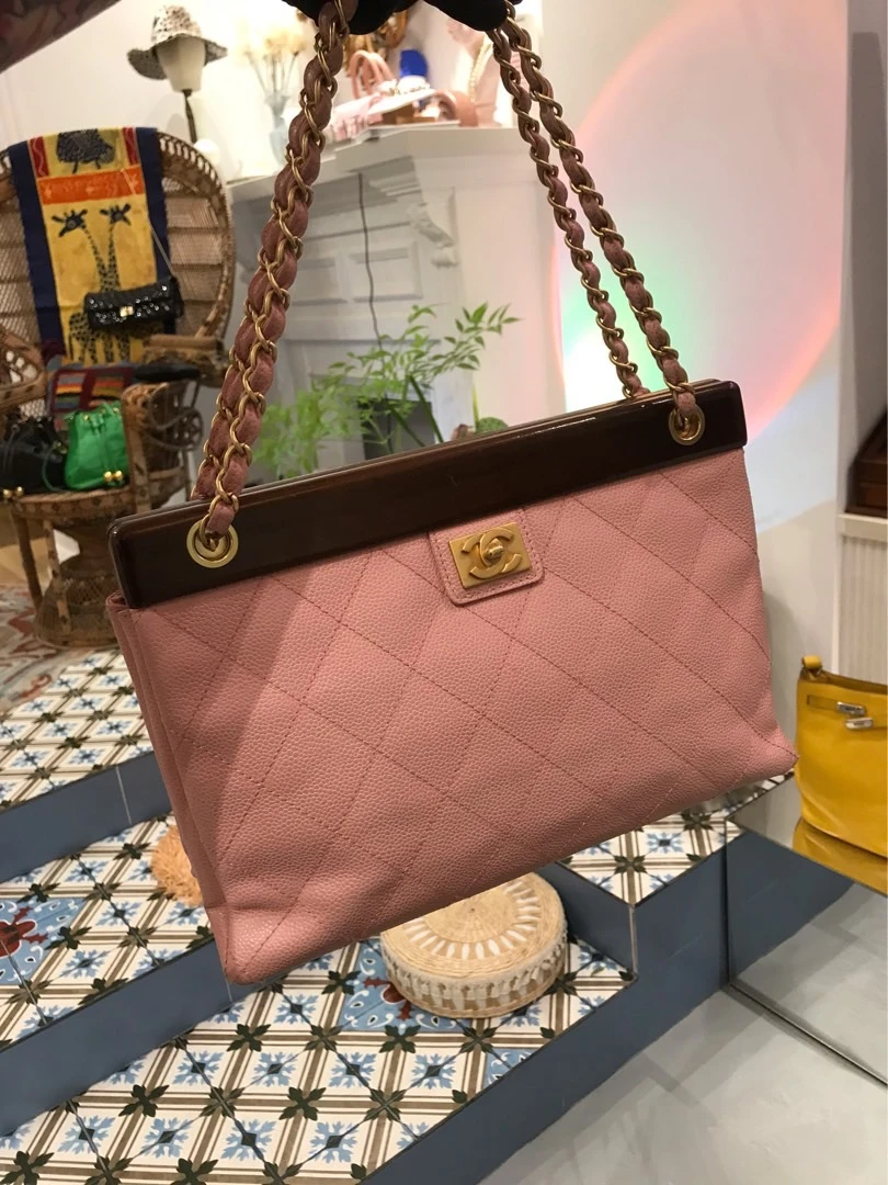 Chanel 荔枝皮粉色 木柄 腋下包