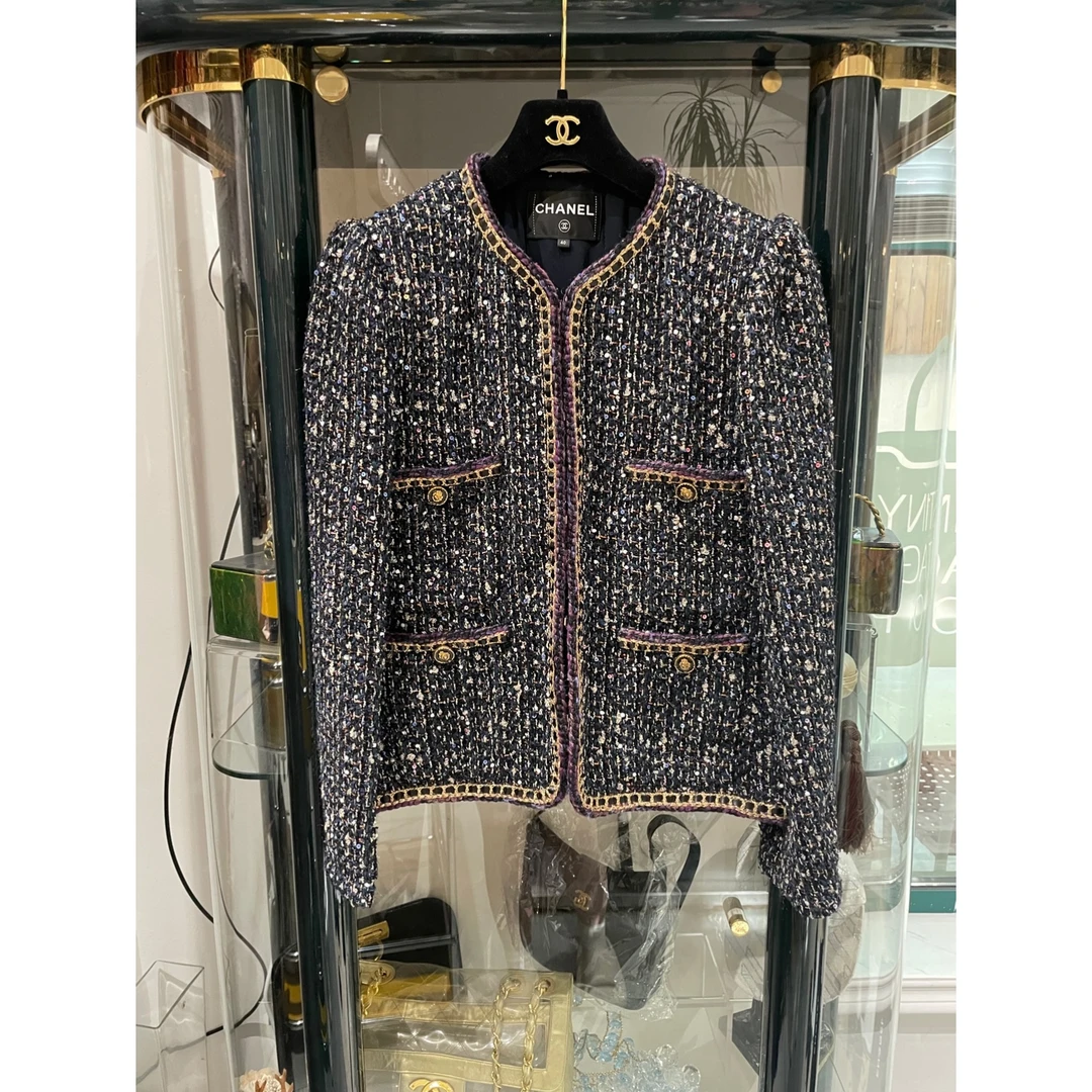 95新  Chanel 21A 女士城堡 紫色 闪片 外套 40码