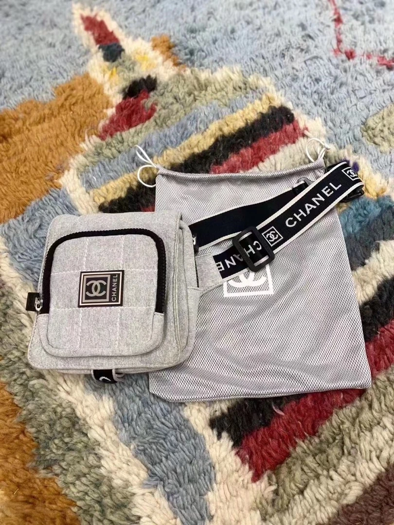 Chanel 灰色布面 方标 运动 腰包