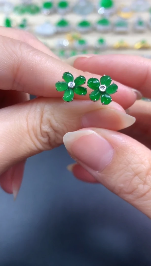 【闪购商品】翡翠耳饰18K金镶嵌花花|2980+0