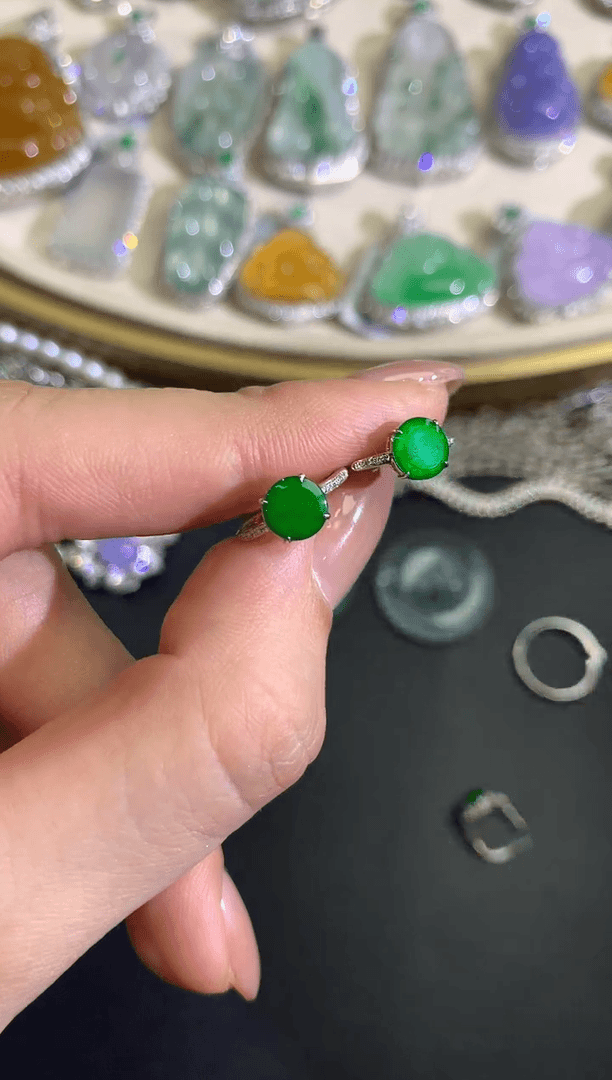 【闪购商品】翡翠耳饰18K金镶嵌圆牌|1880+0