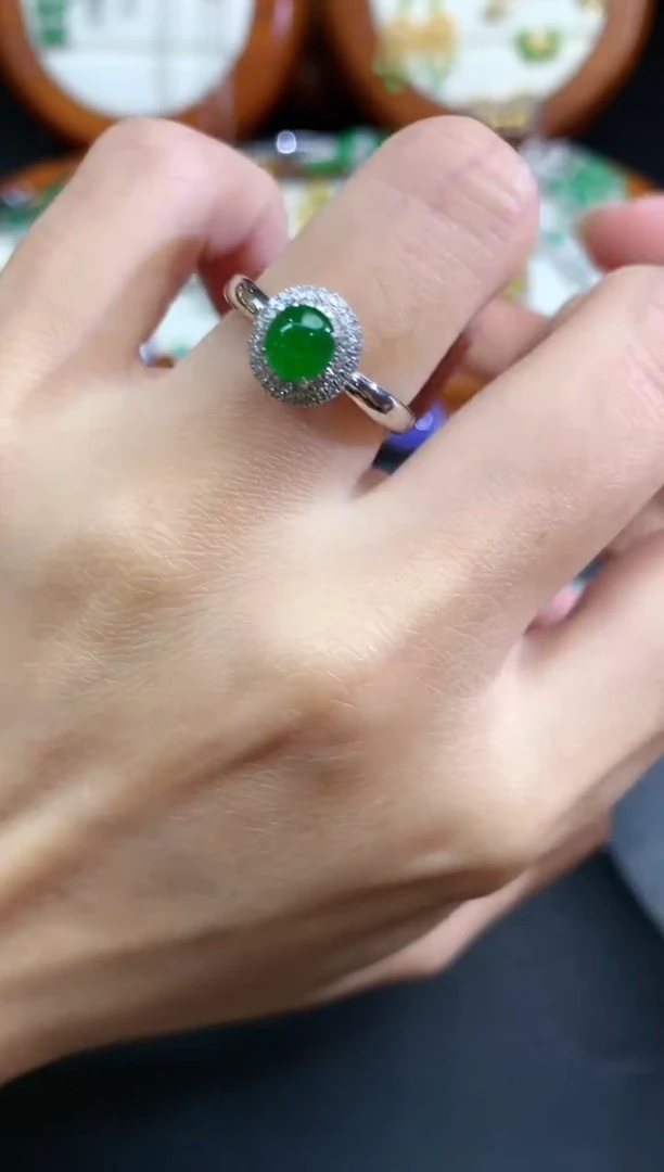 【闪购商品】翡翠戒指18K金镶嵌蛋面|5980+0