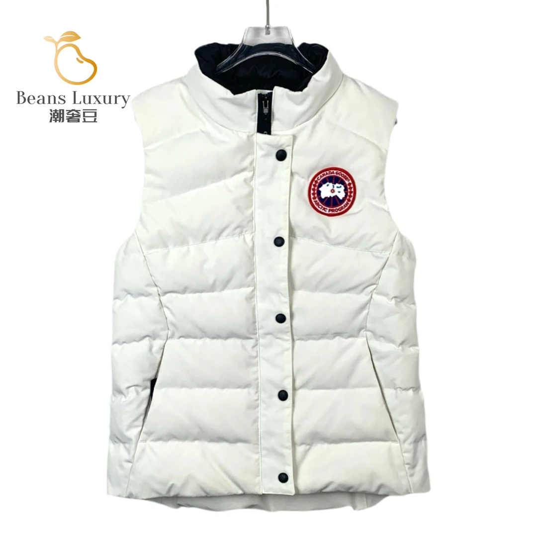 CANADA GOOSE99新/潮奢豆 严选/白色徽标贴饰立领羽绒服/H9766