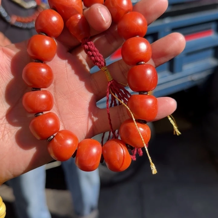 南红玛瑙颈饰未镶嵌