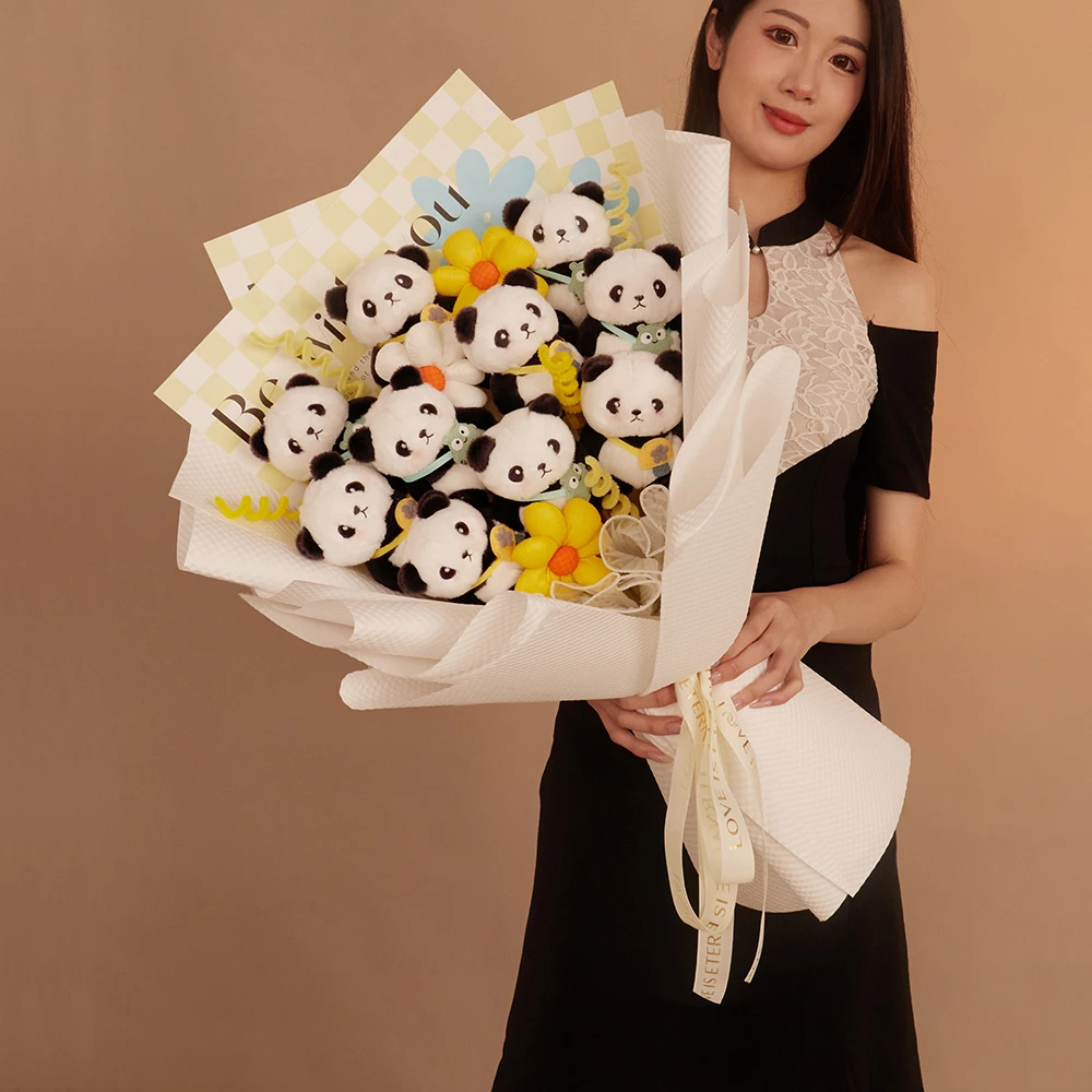 熊猫玩偶花束草莓熊永生花创意生日礼物儿童节送女生闺蜜毕业拍照