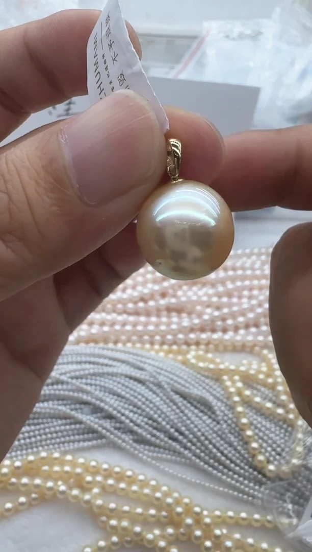 【闪购商品】海水珍珠颈饰18K金镶嵌清货