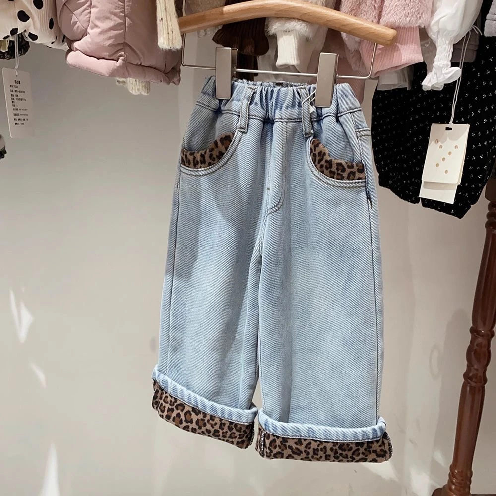 女童豹纹2024冬季新款一体绒牛仔裤新款女童直筒加绒豹纹牛仔裤