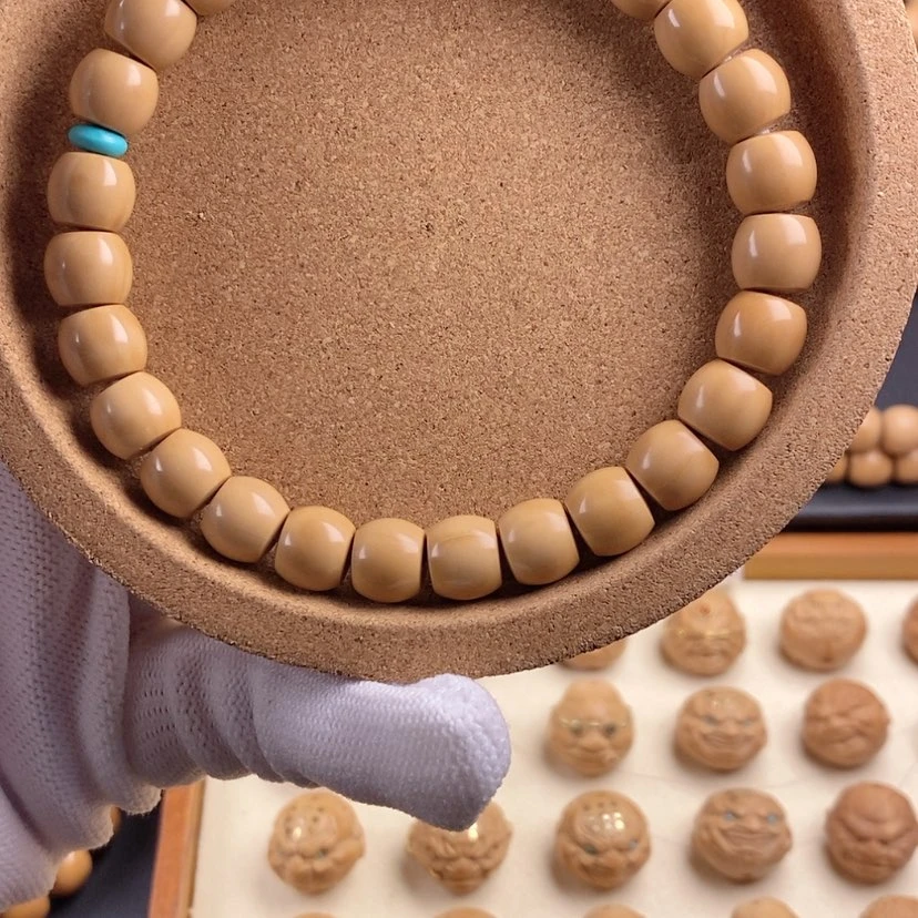 【闪购商品】猴头核桃手串清*