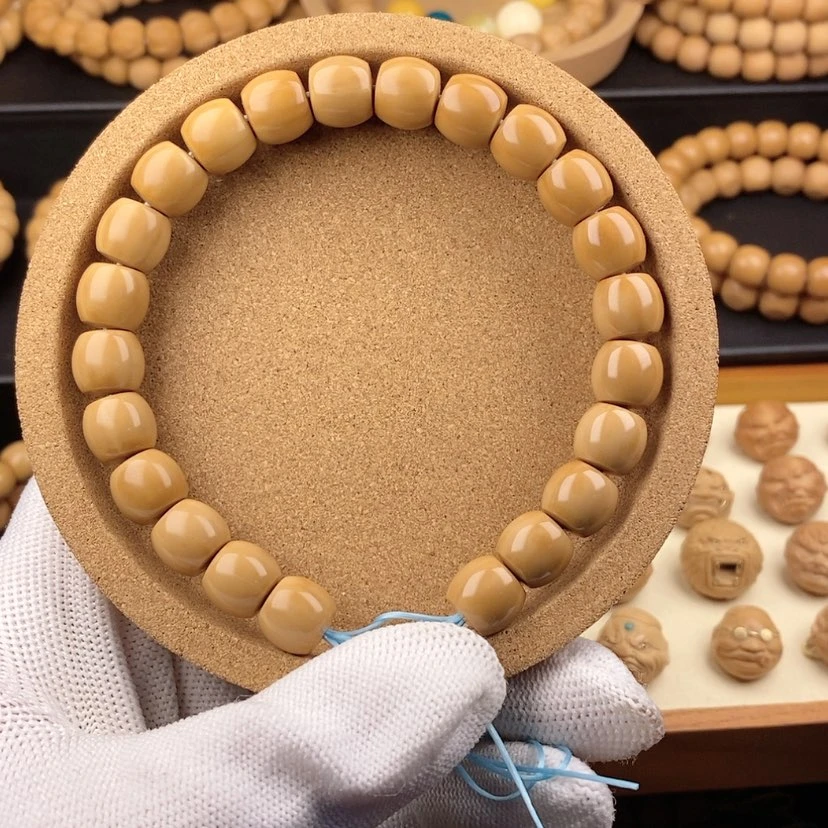 【闪购商品】猴头核桃手串每****?