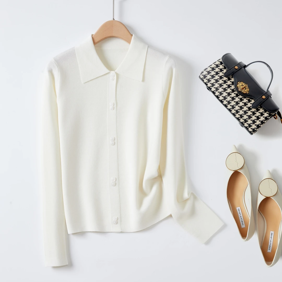 秋冬羊毛打底气质时尚绵羊毛外穿短款开衫上衣女百搭显瘦8832