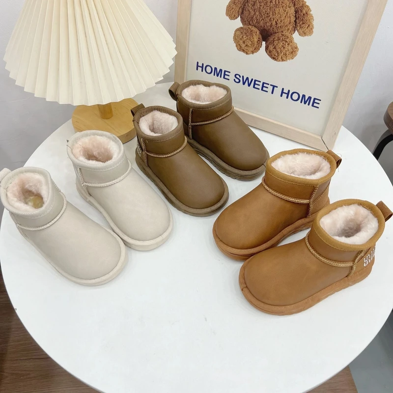 儿童雪地靴男童皮面棉鞋2024冬季新款小女孩大棉保暖靴子加厚棉靴