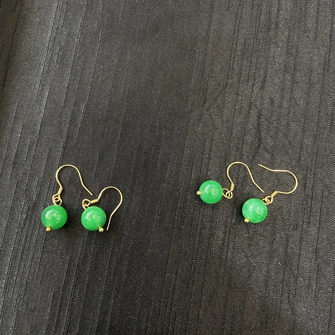 925翡翠耳钩9m*（多样性发一个）623