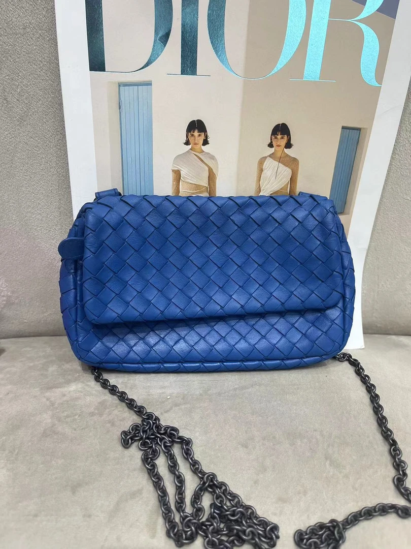 95新 BOTTEGA VENETA/葆蝶家 编制单肩斜跨包