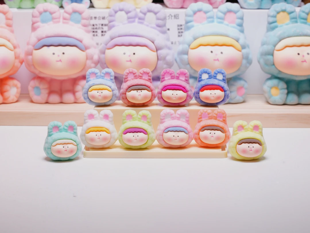 「双许愿色」植绒莉莉丝大头2.8cm 潮玩摆件（30个小的换一个大的）
