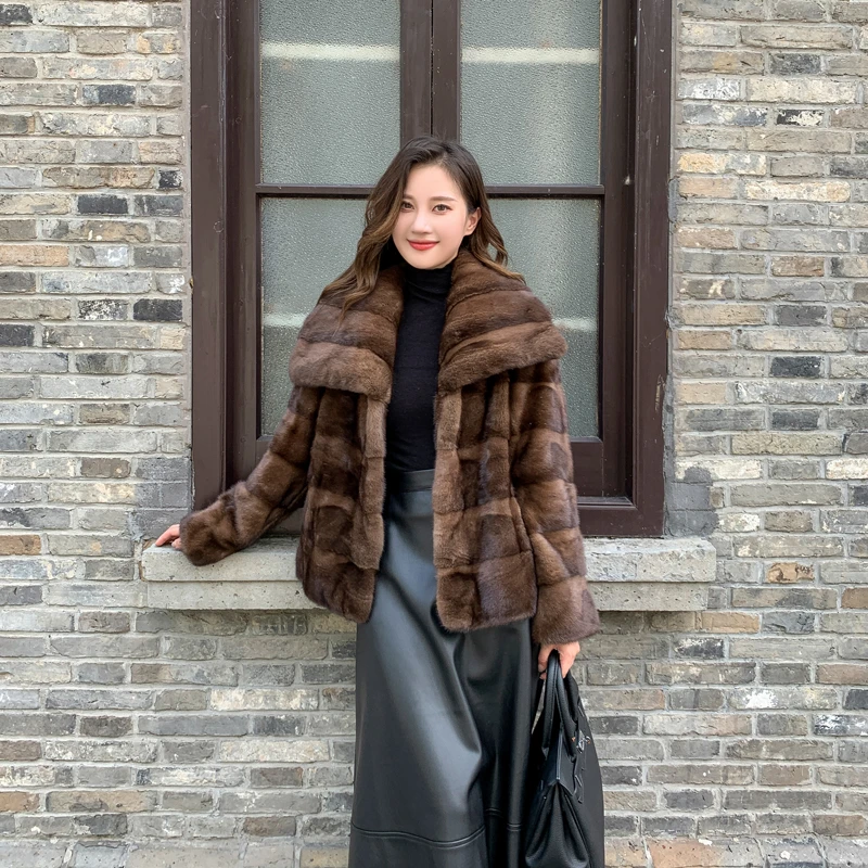貂皮大衣女款2025新款气质大披肩领短款整貂裘水貂毛保暖外套皮草