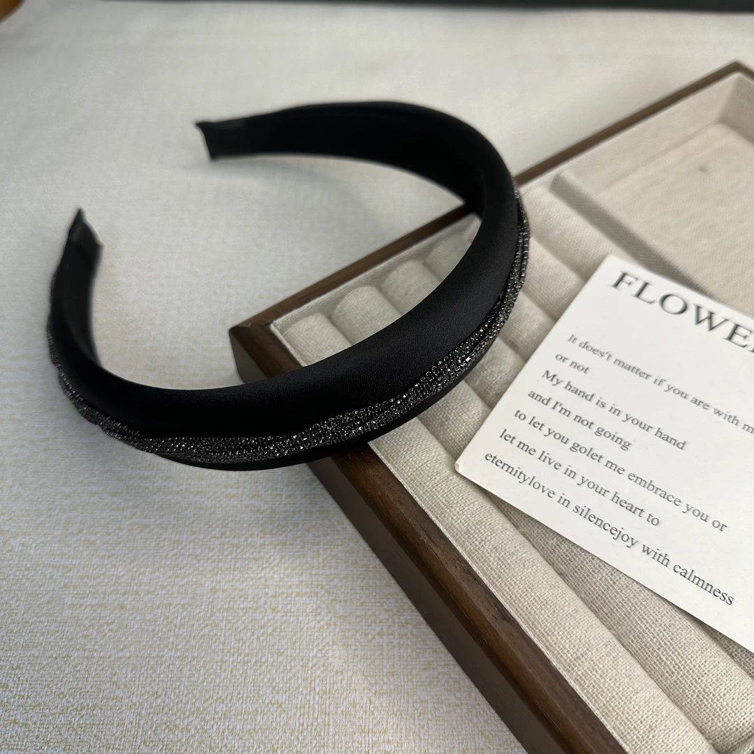 【卓菲】原单设计麻花钻发箍2107