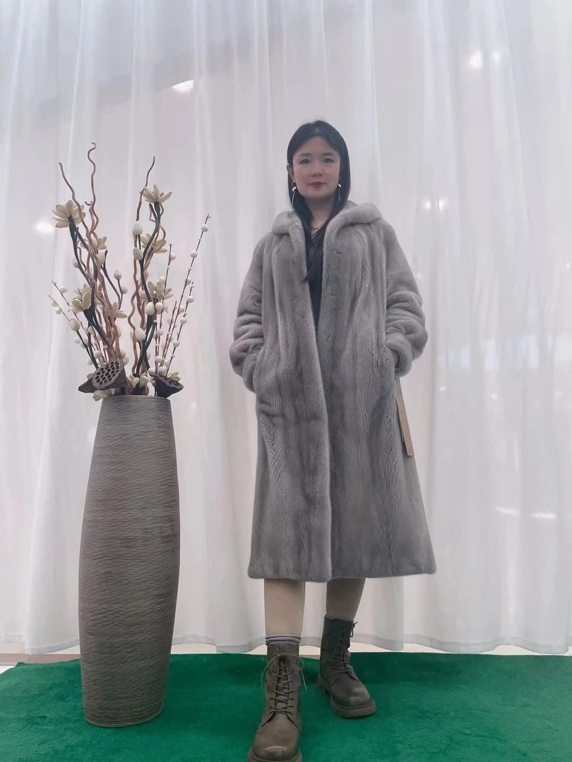 银兰母貂串刀连帽110长女款