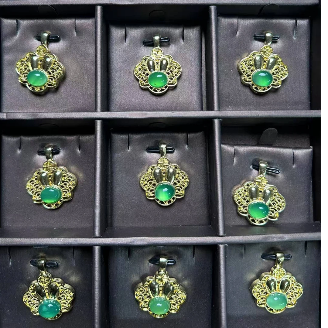 中式国风天然玉石兔子平安锁吊装赠链发其一