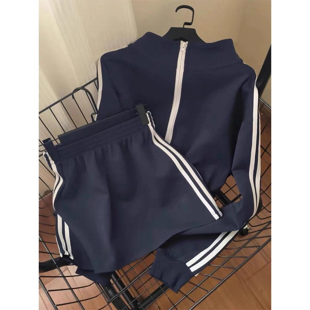 外穿欧货新款软糯2024早秋女外搭氛围感潮潮深蓝色卫衣套装半身裙