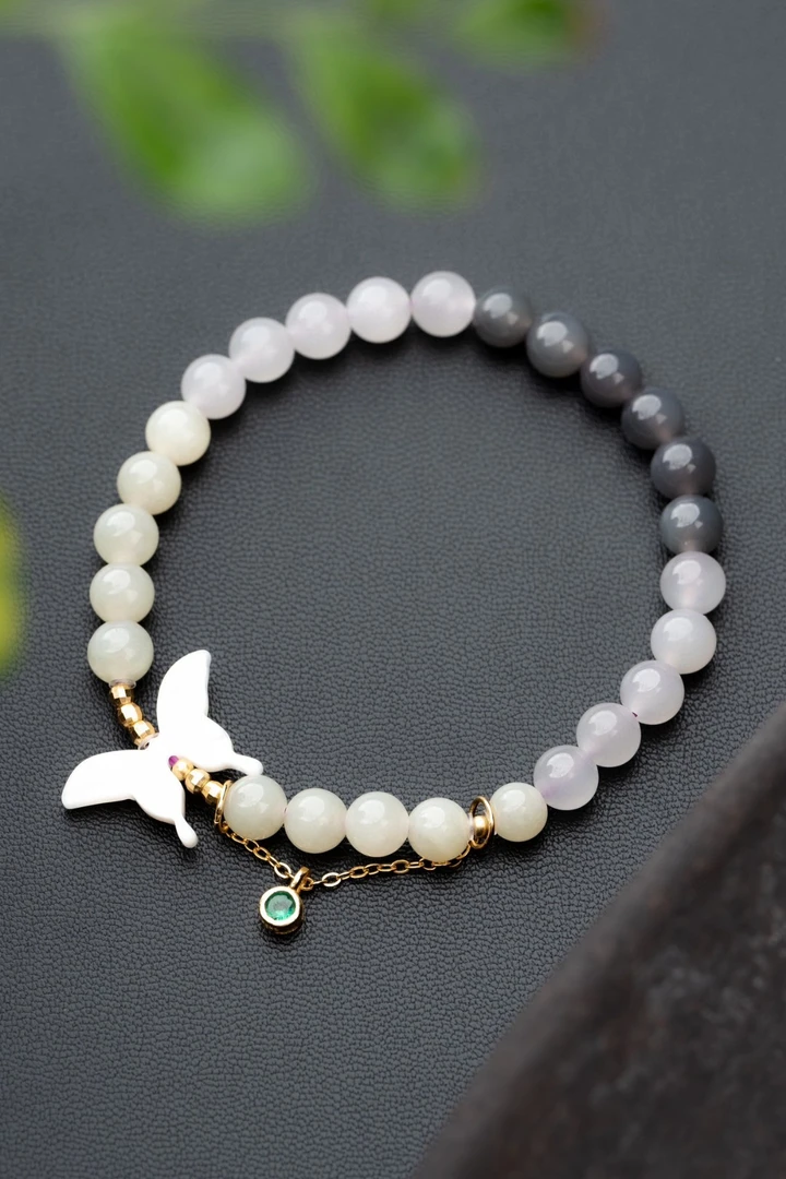 新中式紫烟玉搭配白贝蝴蝶手串温婉灵动百搭国风时尚潮流女