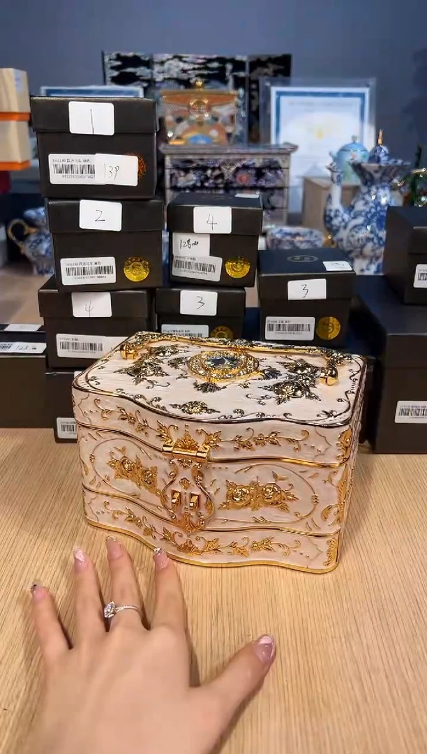 【闪购商品】杯 298米白三层首饰盒
