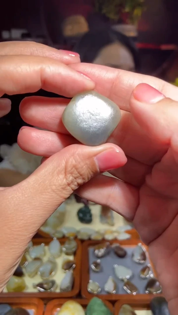 【闪购商品】和田玉挂件未镶嵌和田玉吊坠挂件精美