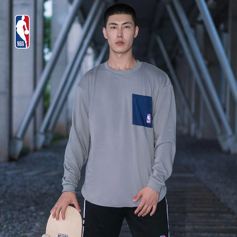 NBA 秋冬款卫衣护照系列贴袋宽松圆领衫运动休闲保暖印花套头服