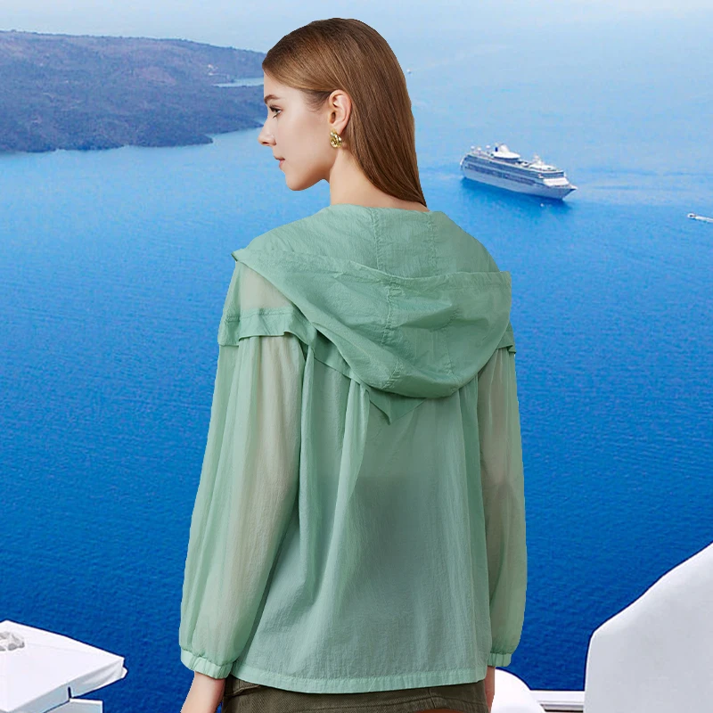 防晒衣女短款2025夏季新款海边旅游薄款透气户外百搭防晒服外套