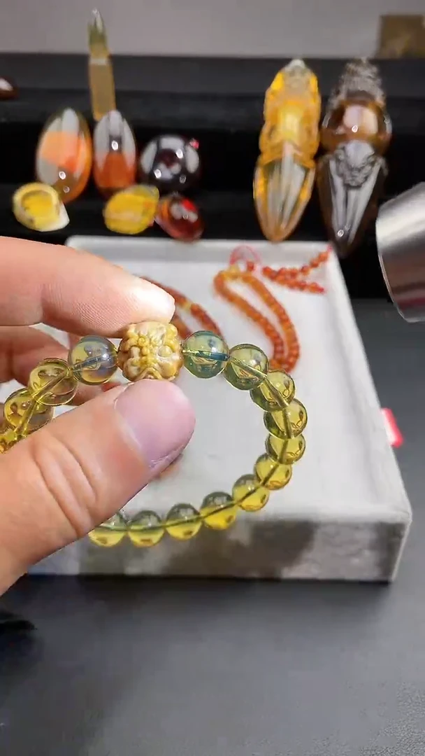 【闪购商品】琥珀颈饰未镶嵌手串