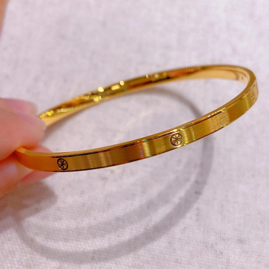 5D硬金 足金999卡4M卡家拉丝黄金手镯