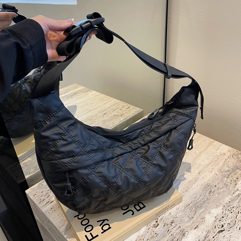 时尚休闲百搭小众腋下单肩菱格肩包网红黑色简约潮流小包包ins