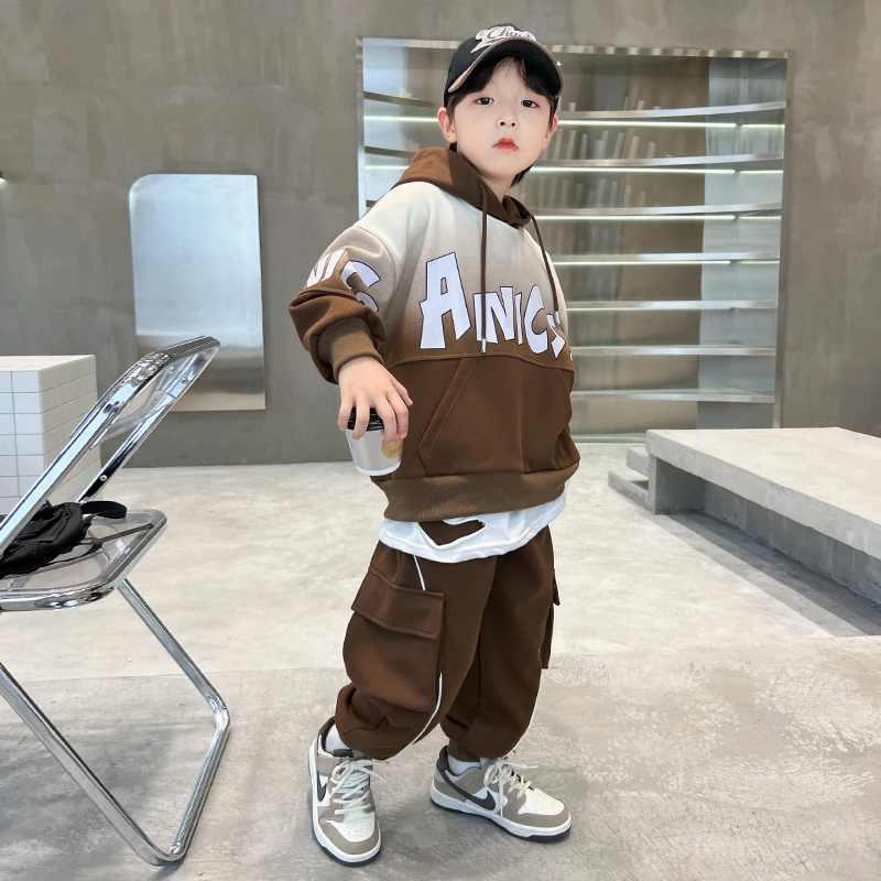 男童春装套装中大童休闲洋气卫衣卫裤两件套儿童春秋款帅气韩版潮