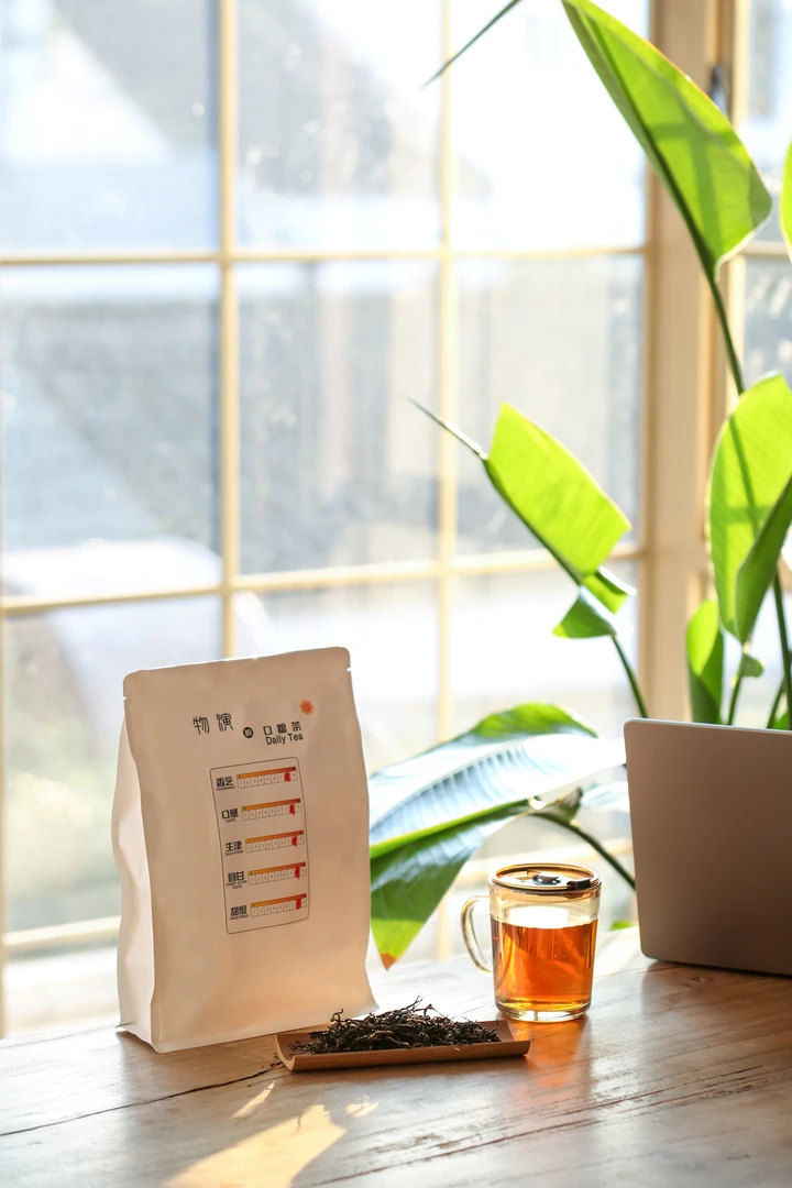 物演茶叶的口粮茶之古树晒红茶