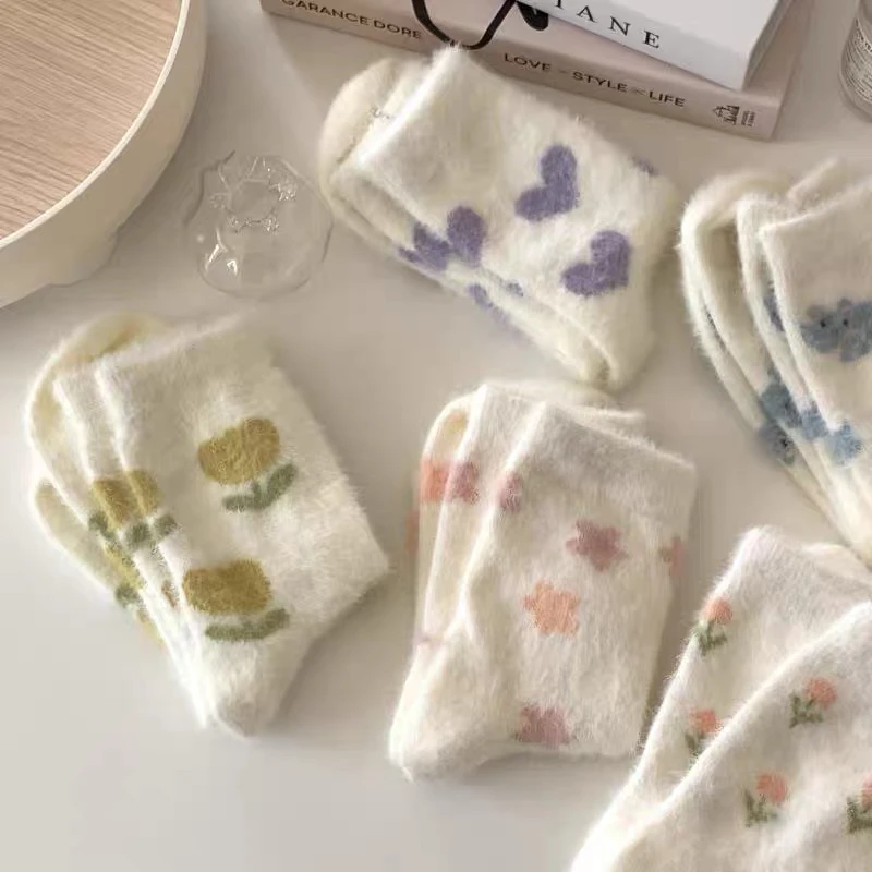 MEISOMEI防貂绒袜子女中筒袜秋冬季加绒加厚居家保暖睡眠地板袜
