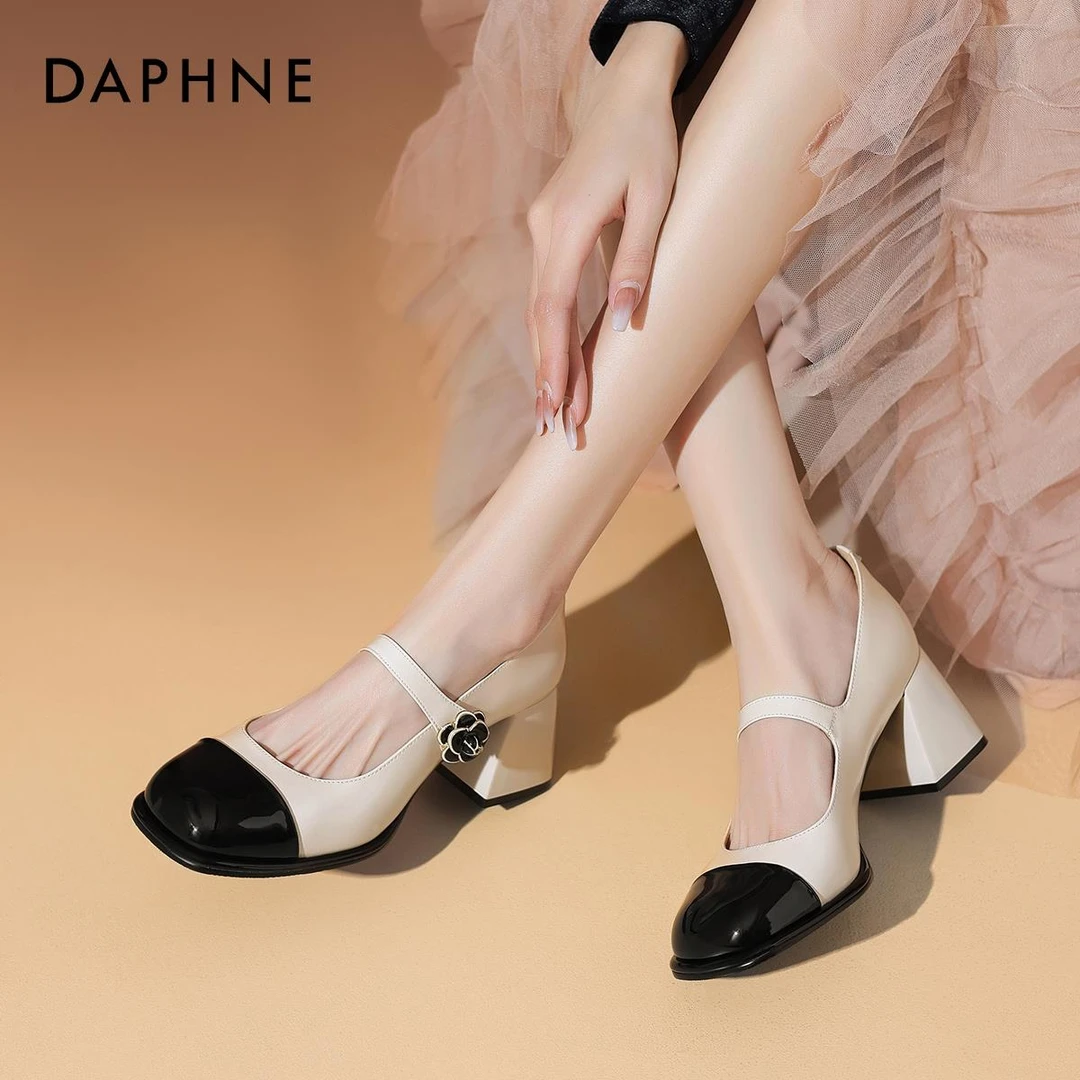 达芙妮小香风黑白玛丽珍女鞋2025新款夏季高跟粗跟法式山茶花单鞋