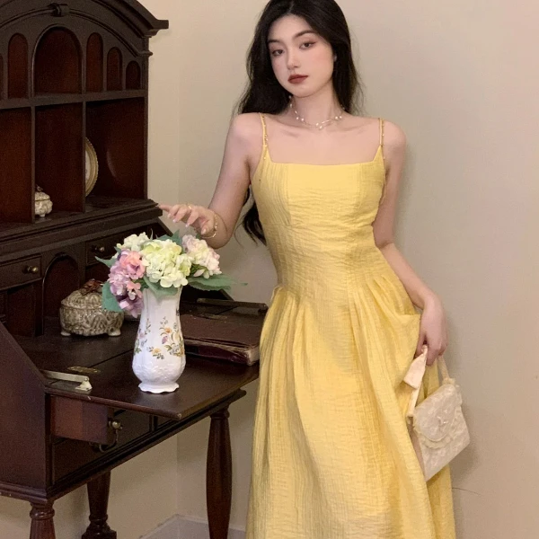 腰节打条法式露背性感吊带连衣裙2022新款女设计感收腰气质长裙子