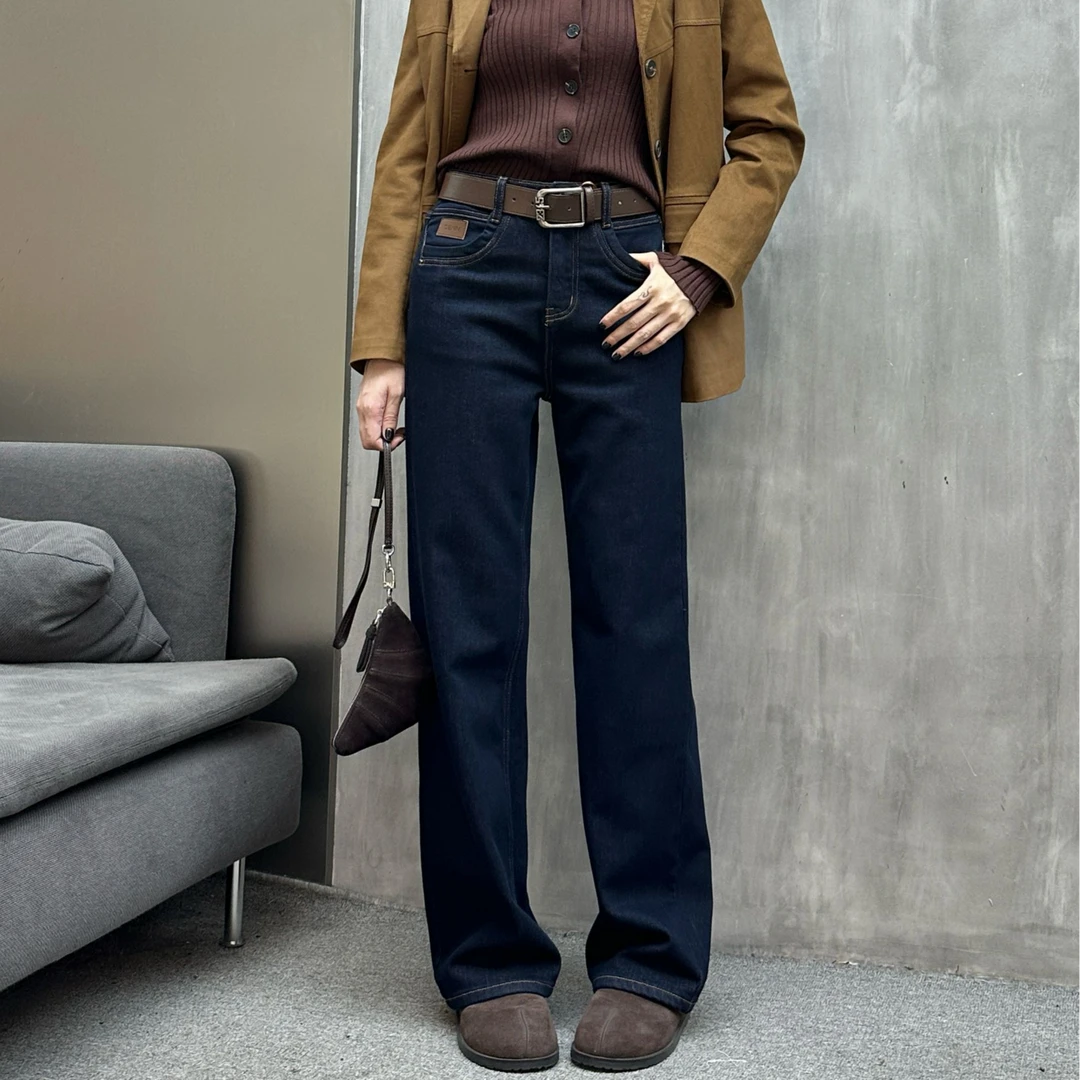 【裤博汇】QZ3032定制淡宁蓝底织绒面料刺绣高腰筷子窄版直筒牛仔裤