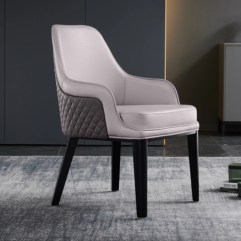 轻奢高端真皮餐椅宾利款别墅家用私人会所售楼处北欧白蜡木靠背椅