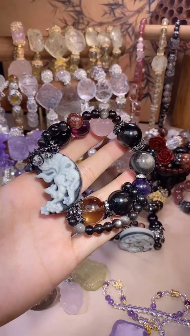 【闪购商品】水晶手链未镶嵌太极石月亮狐