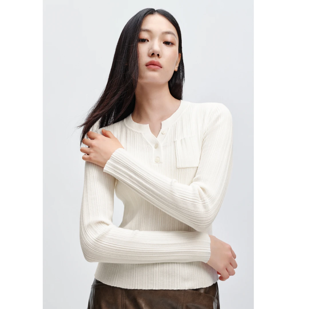 太平鸟半门襟亨利领针织打底衫黑色针织上衣雅丹风AAEEE416G