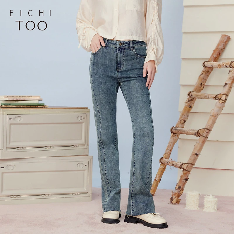 A286爱居兔新款柔软舒适复古时尚喇叭裤牛仔裤EKNAJ1P010A
