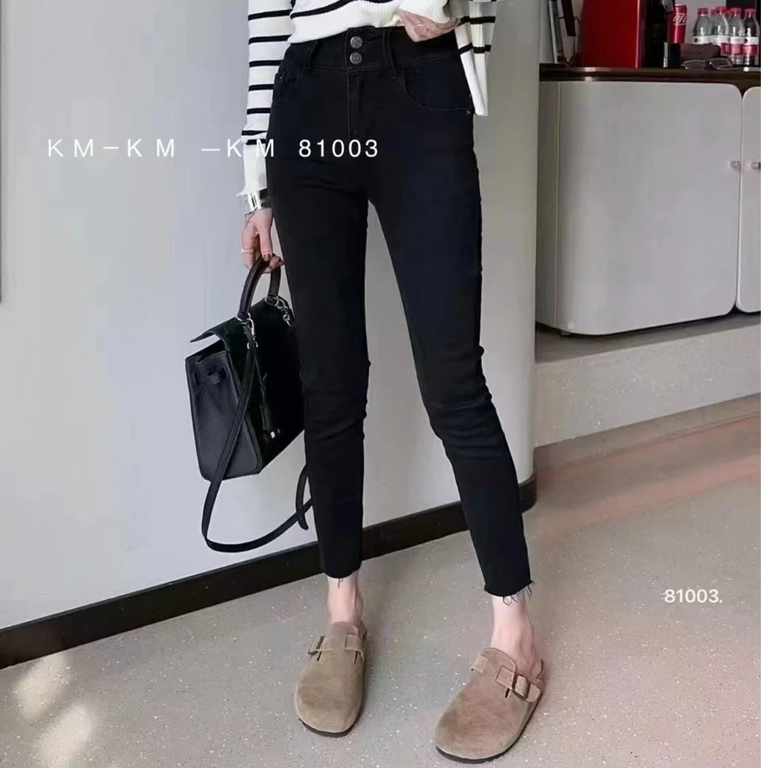 1988 STUDIO• 背后特色高腰加绒牛仔小脚裤