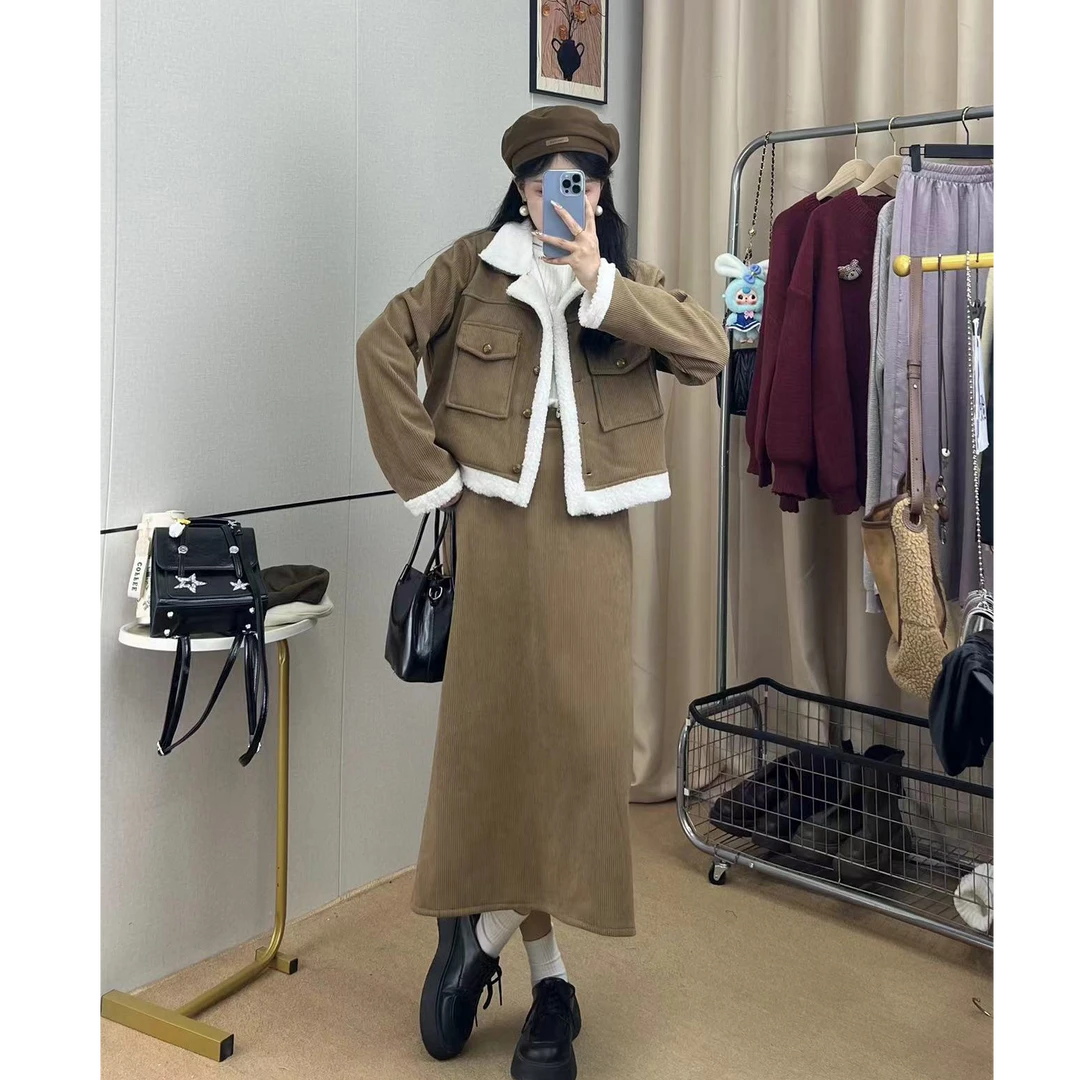 套装女小香风秋冬2024新款高级感短外套半身裙两件套T-033