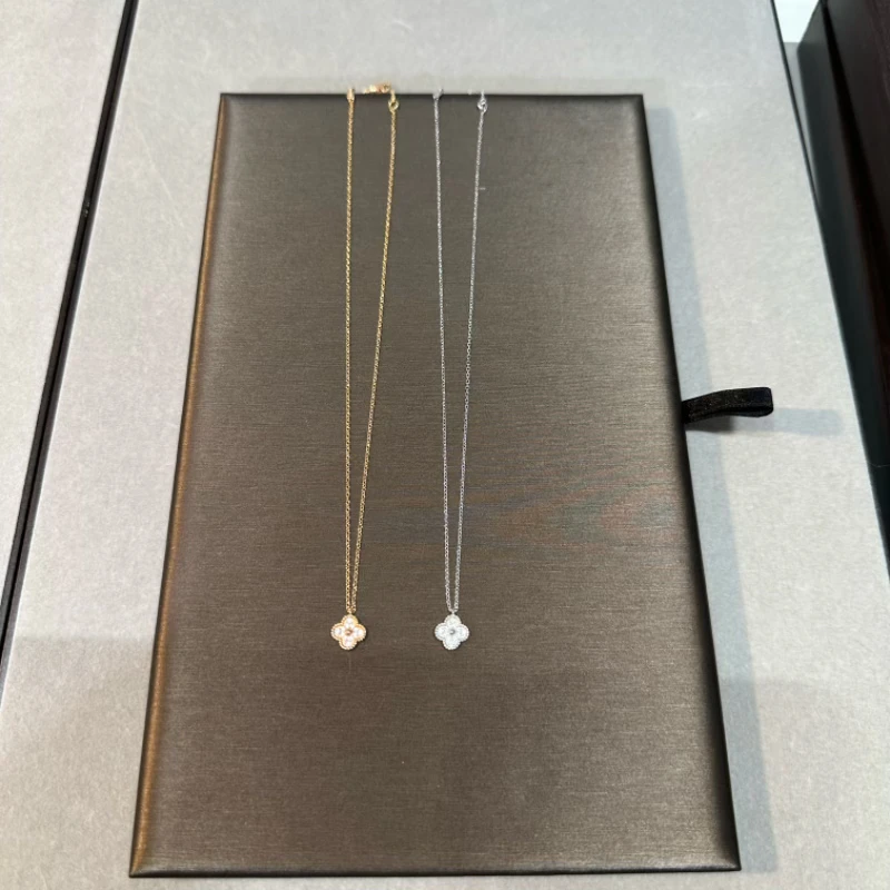 合金项链 JOJO设计师集合店迷你四叶草满钻项链